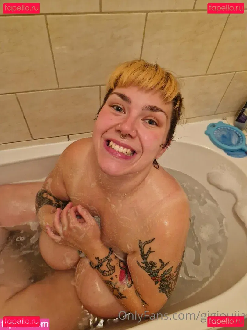 GiGi Onlyfans Photo Gallery 