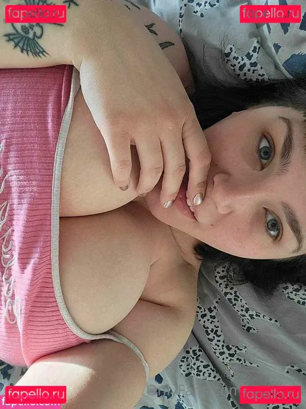 GiGi Onlyfans Photo Gallery 