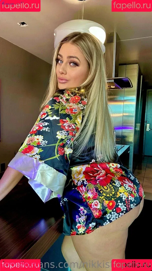 nikkistonefree Onlyfans Photo Gallery 