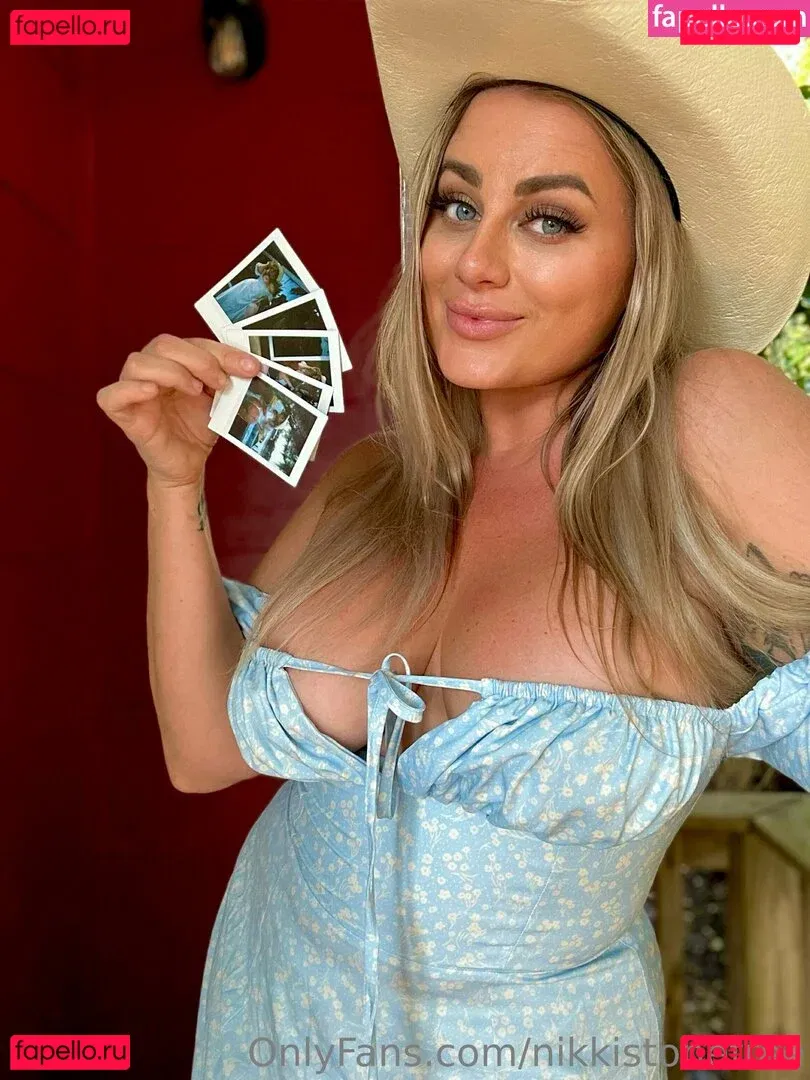 nikkistonefree Onlyfans Photo Gallery 