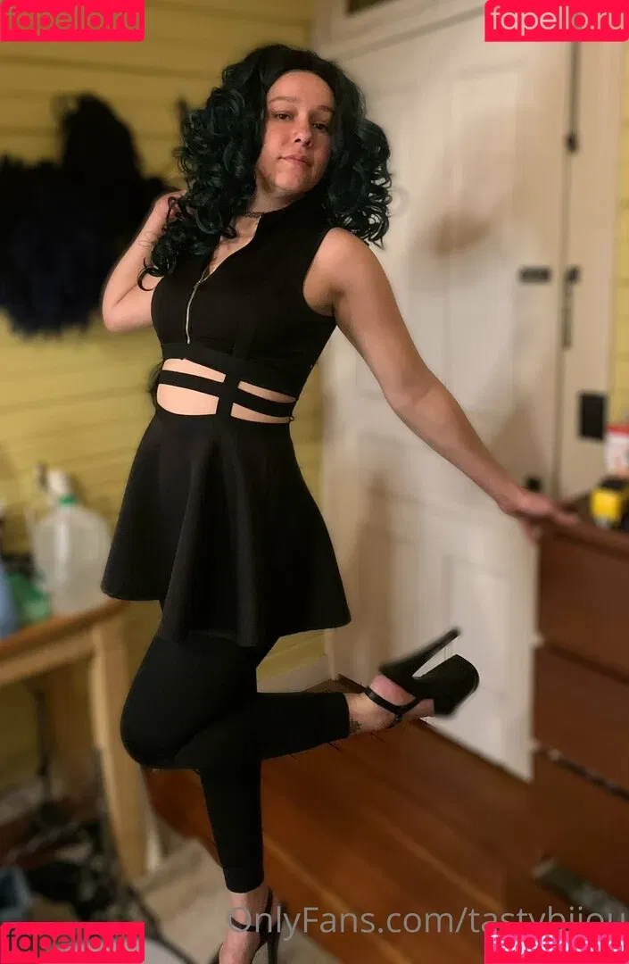 tastybijou Onlyfans Photo Gallery 