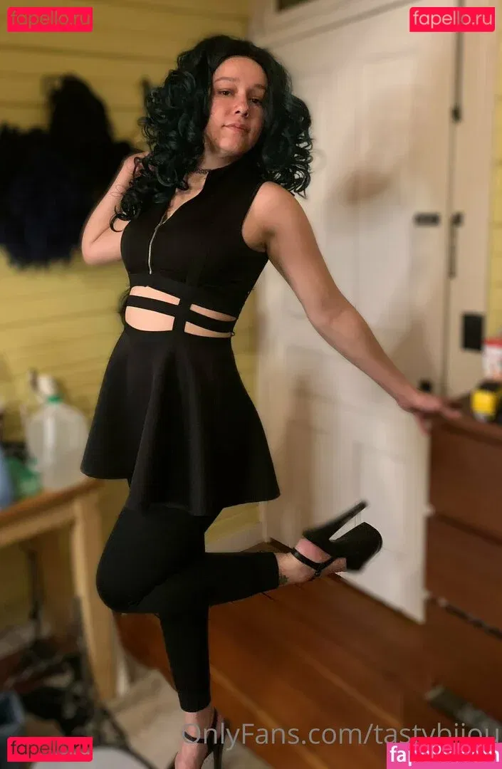 tastybijou Onlyfans Photo Gallery 