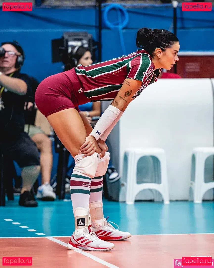 Lara Nobre Onlyfans Photo Gallery 