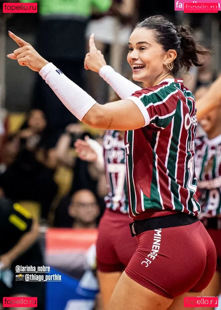 Lara Nobre Onlyfans Photo Gallery 