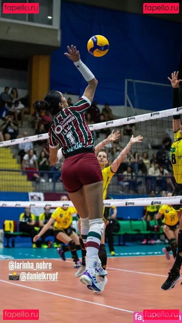 Lara Nobre Onlyfans Photo Gallery 