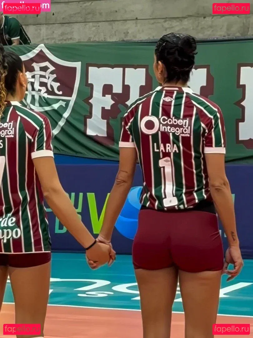 Lara Nobre Onlyfans Photo Gallery 