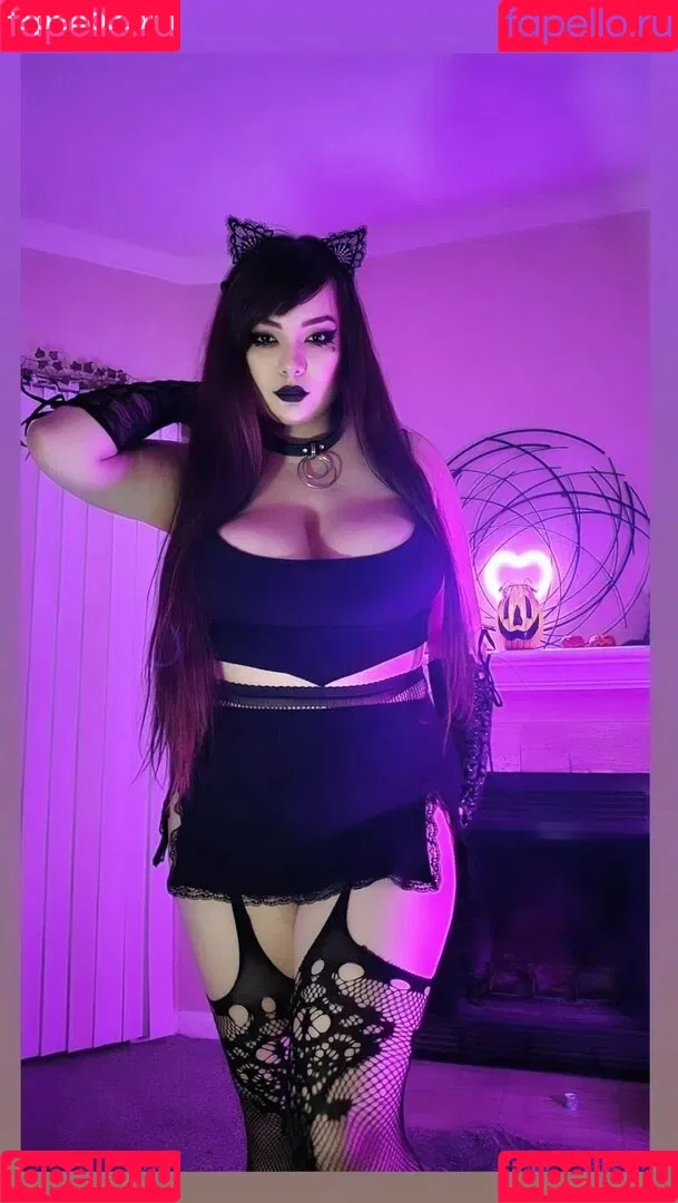 slvt4skooma Onlyfans Photo Gallery 