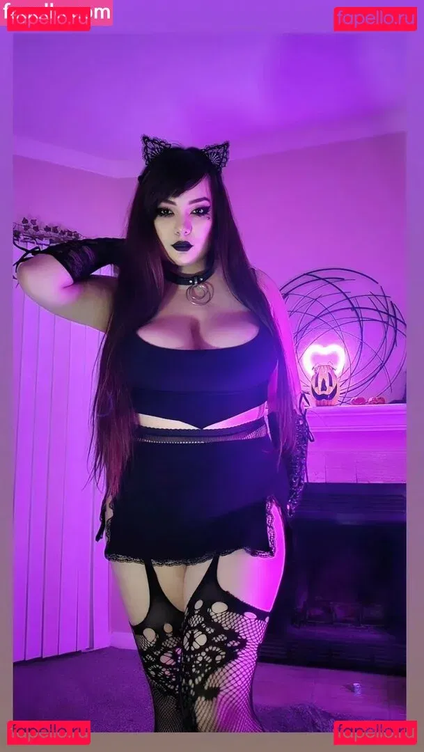 slvt4skooma Onlyfans Photo Gallery 