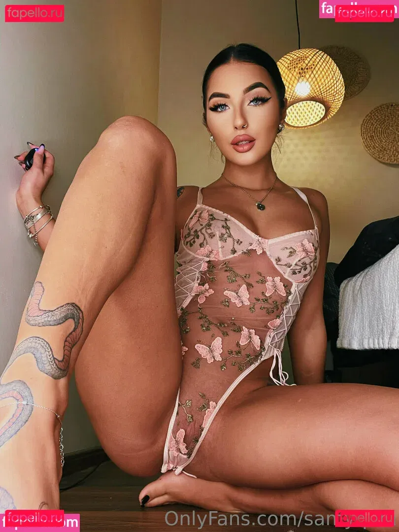 samyquinvip Onlyfans Photo Gallery 