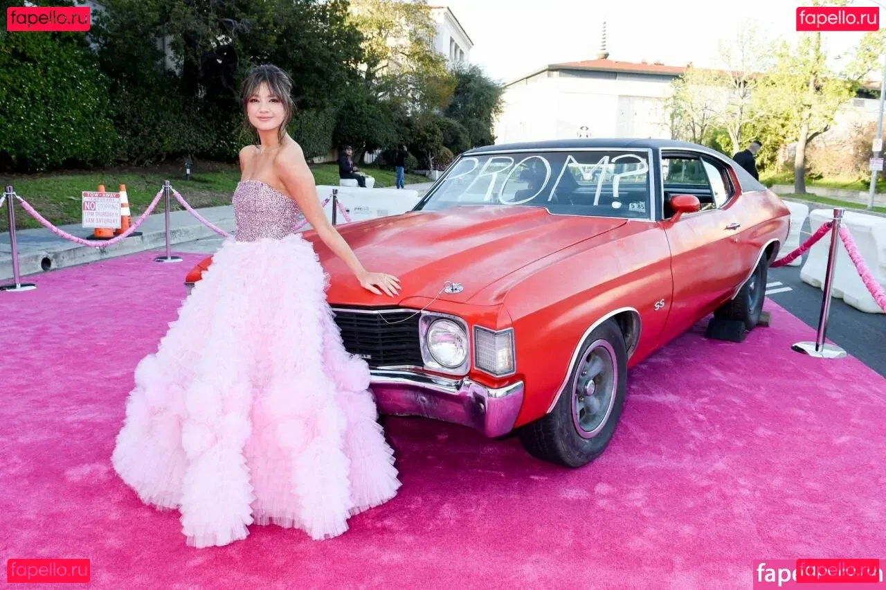 Peyton Elizabeth Lee Onlyfans Photo Gallery 