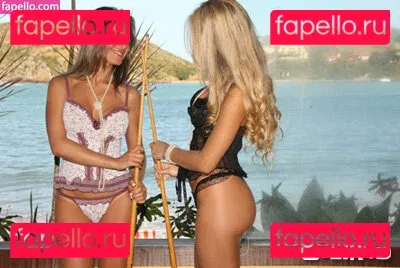 Michelle Poligamia Onlyfans Photo Gallery 