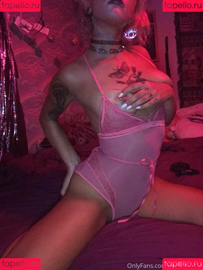 goddessulla Onlyfans Photo Gallery 