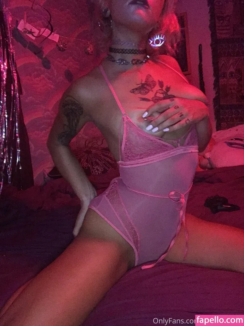 goddessulla Onlyfans Photo Gallery 