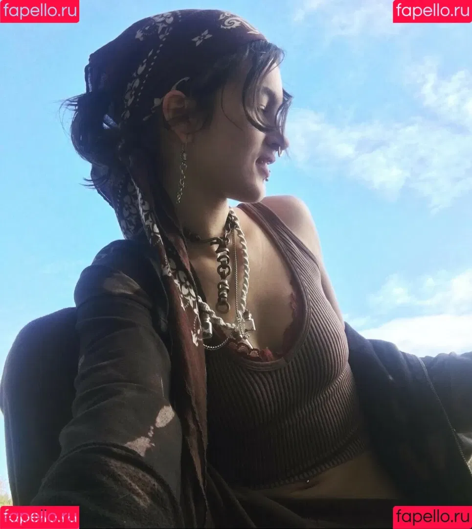 Ett.tta Onlyfans Photo Gallery 