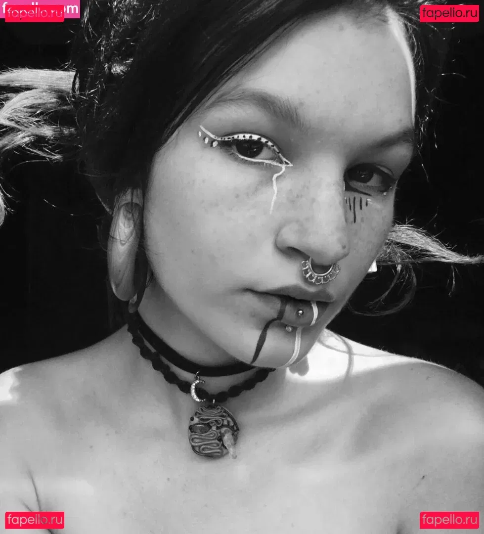 Ett.tta Onlyfans Photo Gallery 