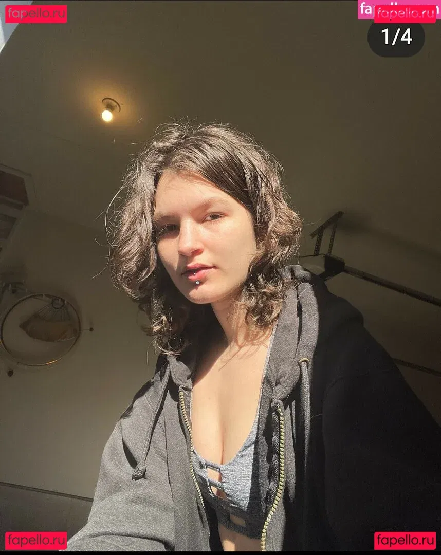 Ett.tta Onlyfans Photo Gallery 