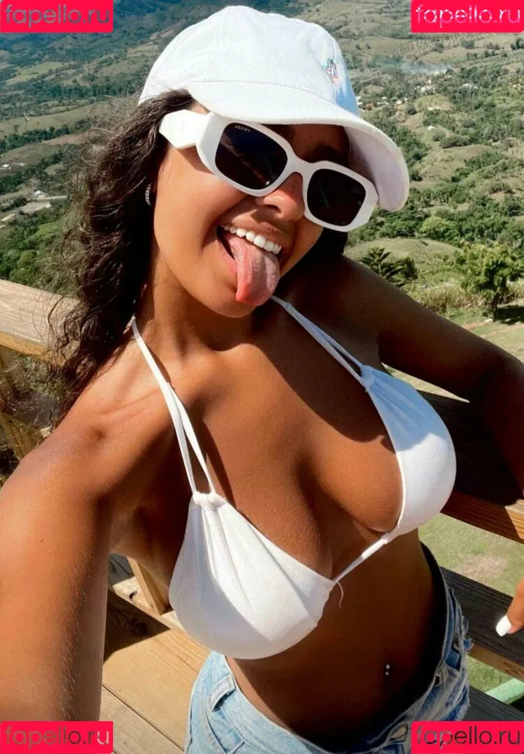 deborategomes Onlyfans Photo Gallery 