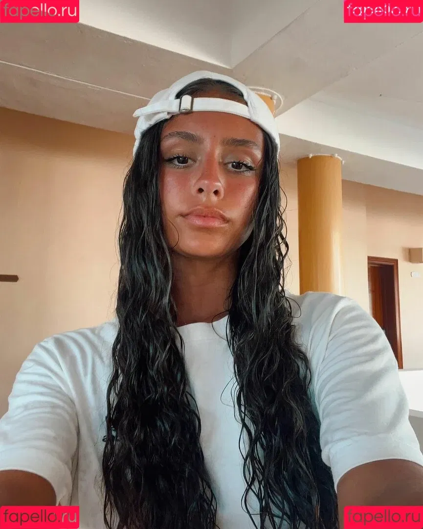deborategomes Onlyfans Photo Gallery 