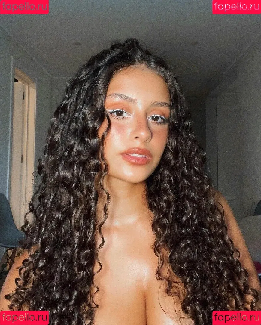 deborategomes Onlyfans Photo Gallery 