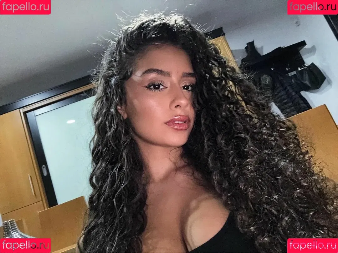 deborategomes Onlyfans Photo Gallery 