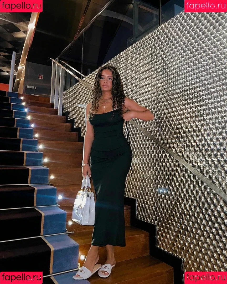 deborategomes Onlyfans Photo Gallery 