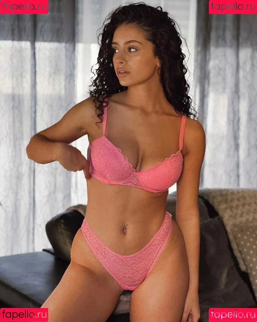 deborategomes Onlyfans Photo Gallery 