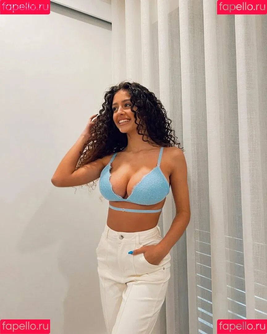 deborategomes Onlyfans Photo Gallery 