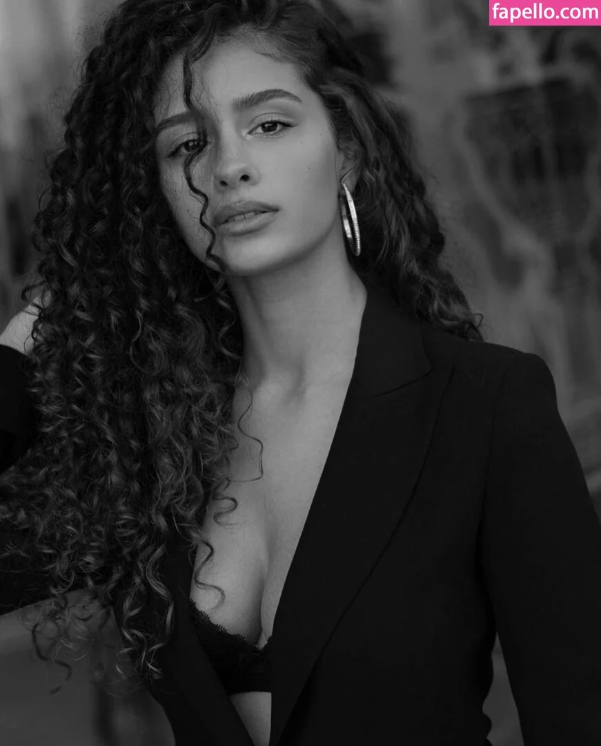 deborategomes Onlyfans Photo Gallery 