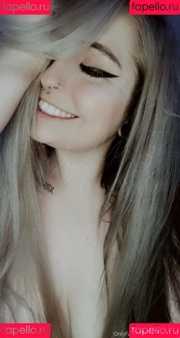 littlekittenn Onlyfans Photo Gallery 
