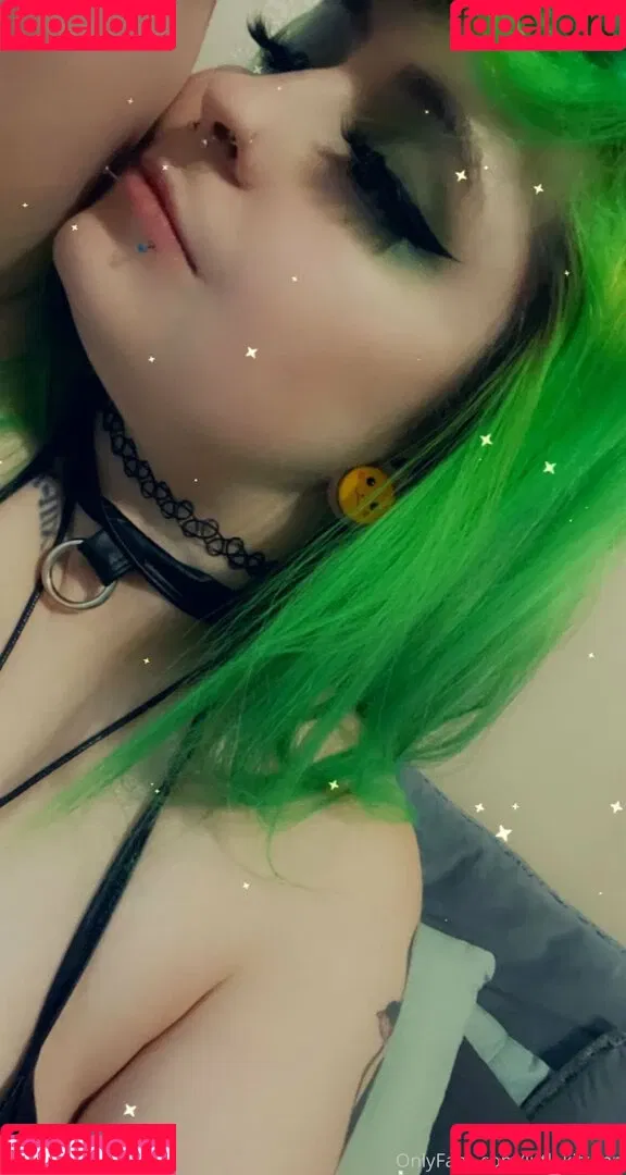 littlekittenn Onlyfans Photo Gallery 