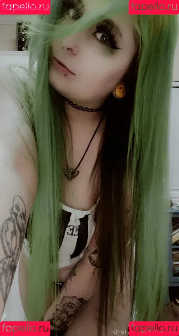 littlekittenn Onlyfans Photo Gallery 