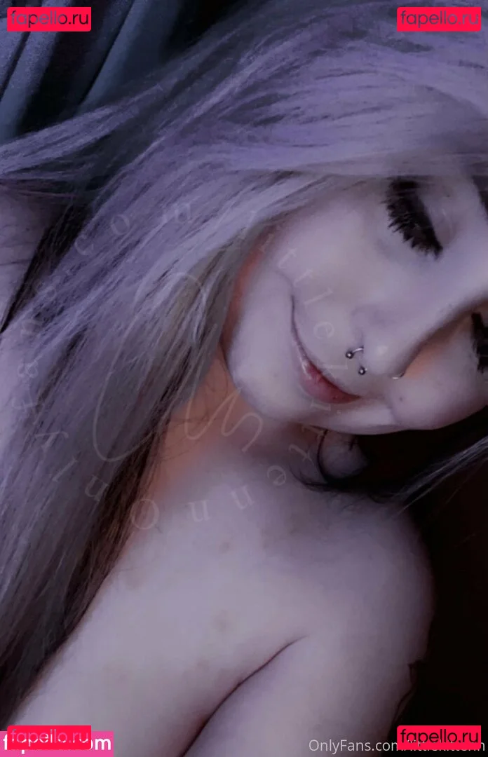 littlekittenn Onlyfans Photo Gallery 