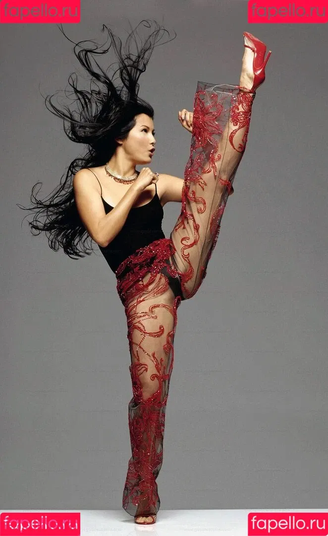 Kelly Hu Onlyfans Photo Gallery 