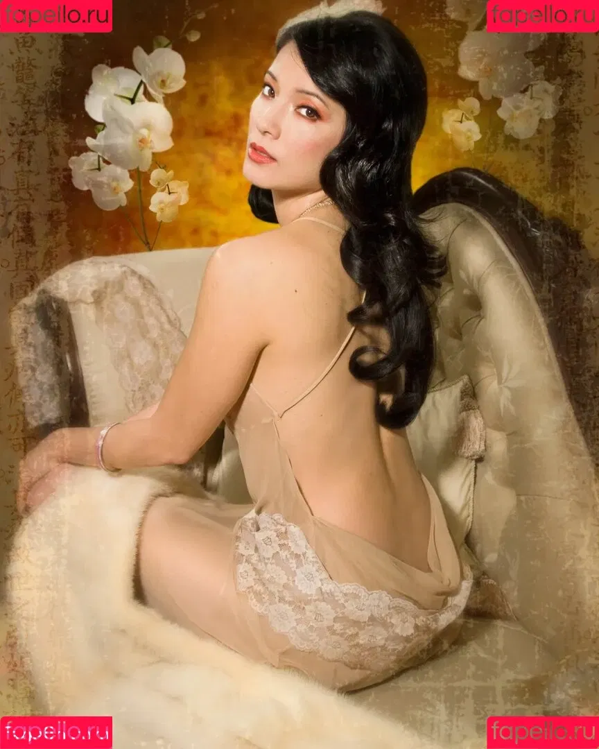Kelly Hu Onlyfans Photo Gallery 