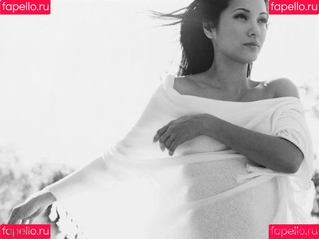 Kelly Hu Onlyfans Photo Gallery 