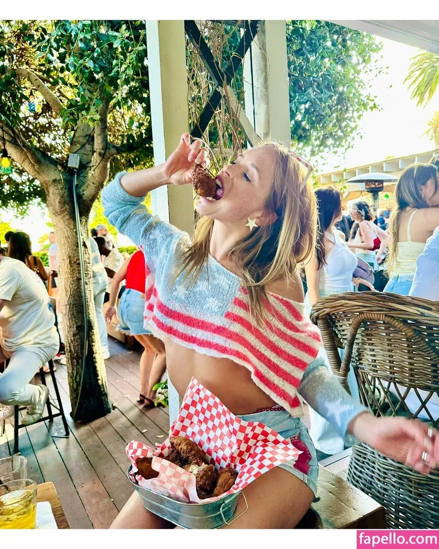 Ryann Shane Onlyfans Photo Gallery 