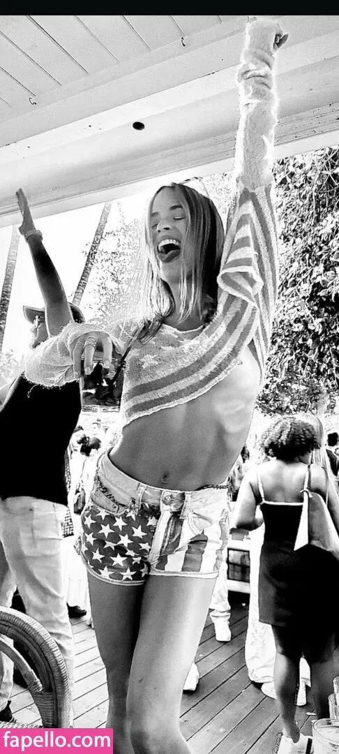 Ryann Shane Onlyfans Photo Gallery 