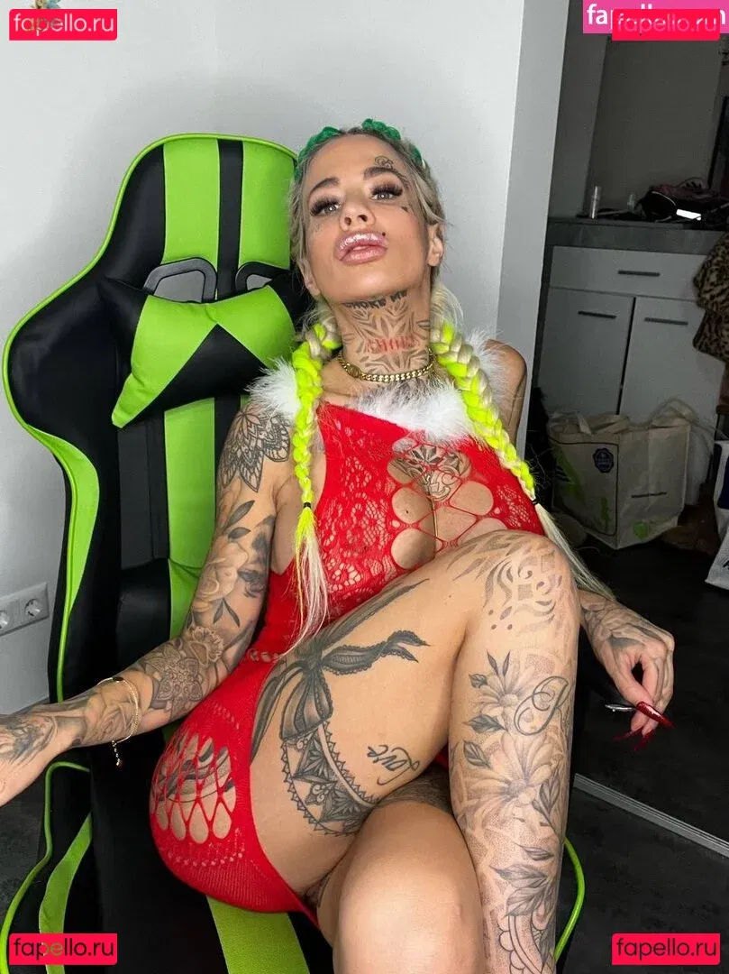 Bella Ink Onlyfans Photo Gallery 