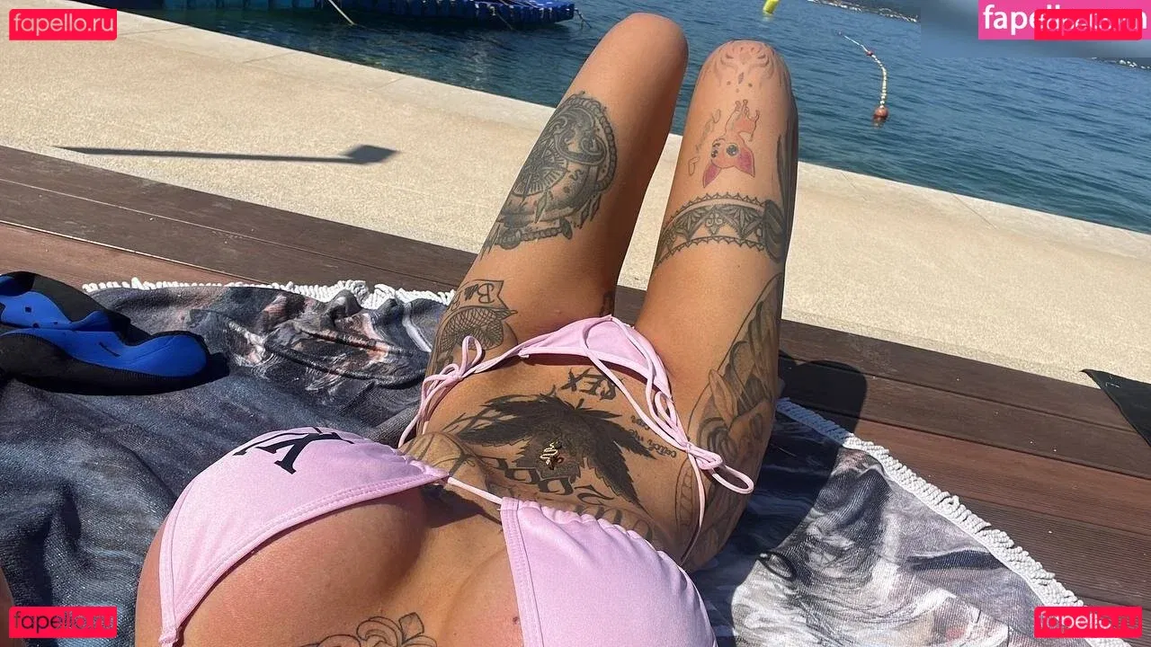 Bella Ink Onlyfans Photo Gallery 