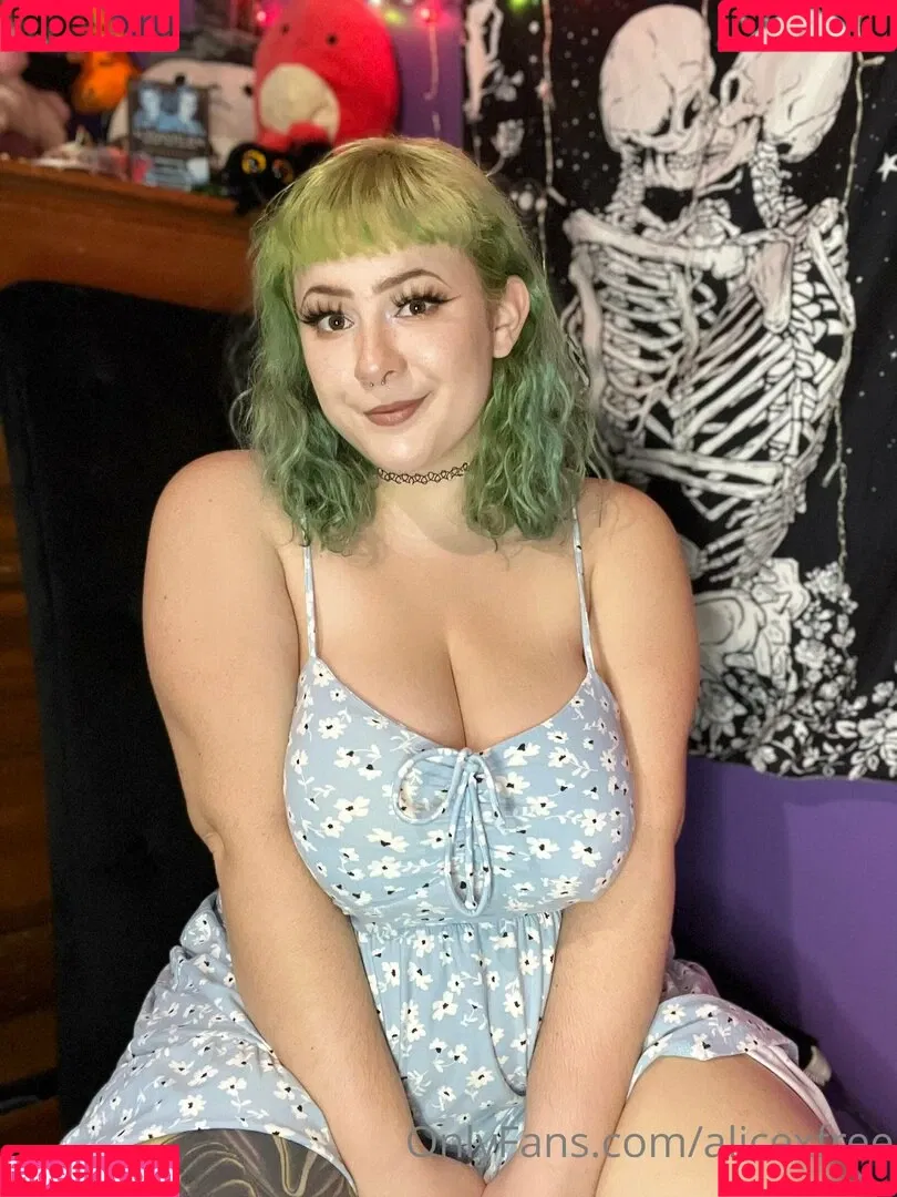 alicexfree Onlyfans Photo Gallery 