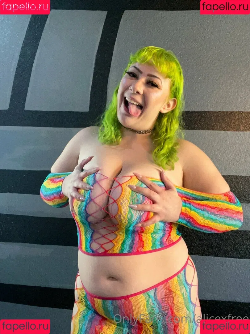 alicexfree Onlyfans Photo Gallery 