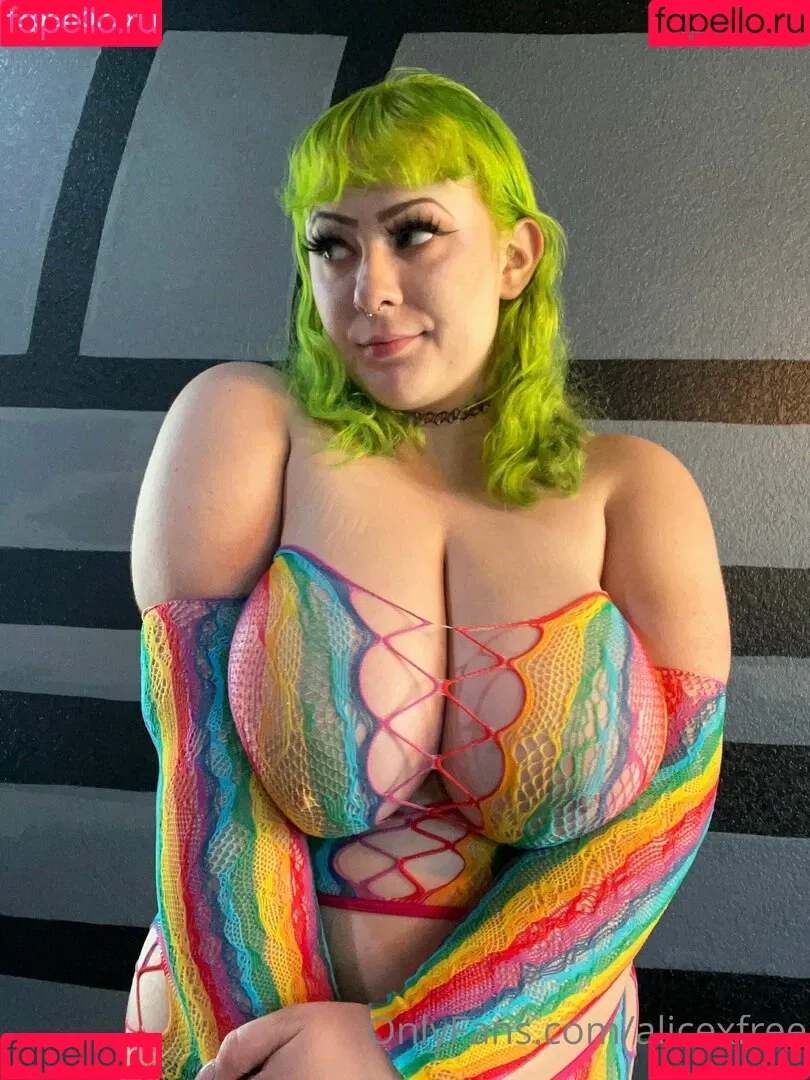 alicexfree Onlyfans Photo Gallery 