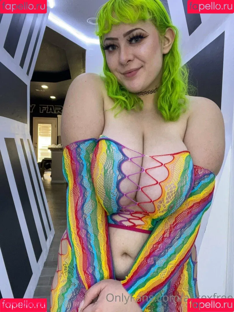 alicexfree Onlyfans Photo Gallery 