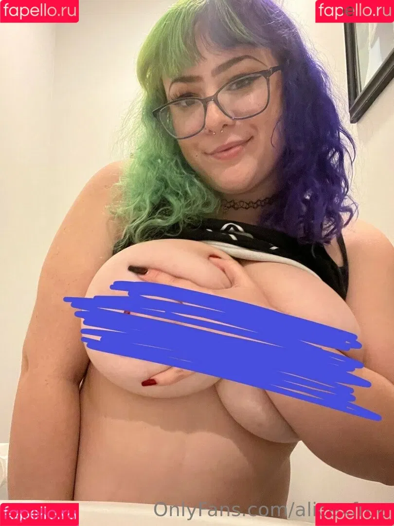 alicexfree Onlyfans Photo Gallery 