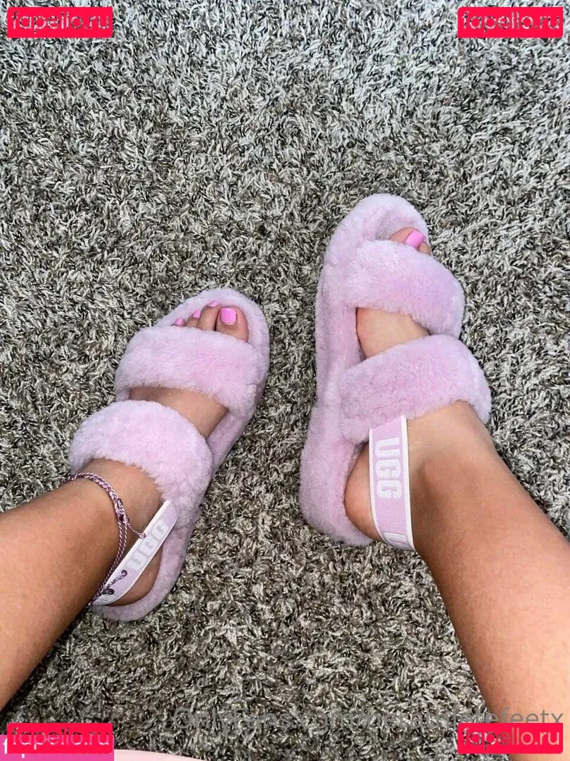 herathletefeetxo Onlyfans Photo Gallery 