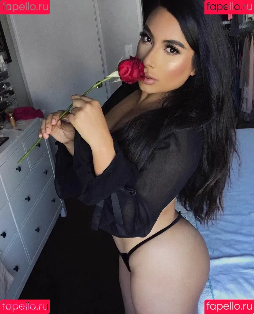 Wendy Alcala Onlyfans Photo Gallery 