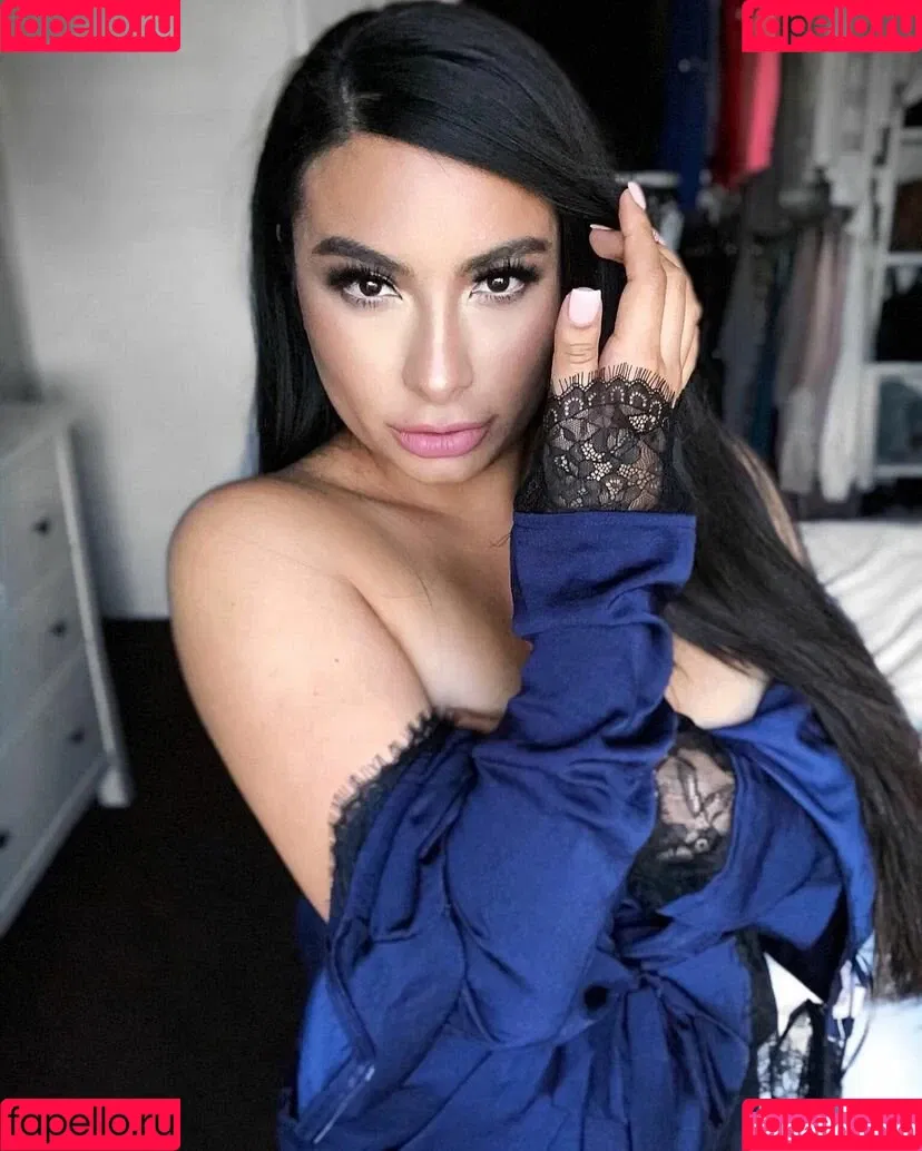 Wendy Alcala Onlyfans Photo Gallery 