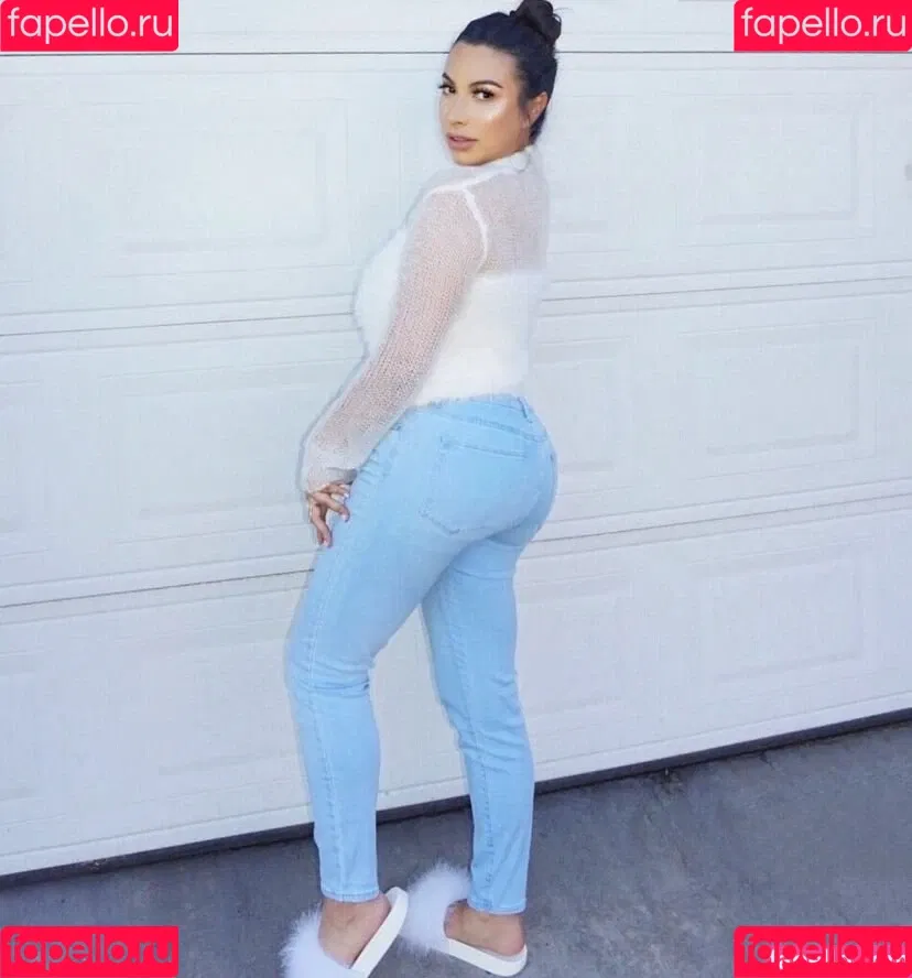 Wendy Alcala Onlyfans Photo Gallery 