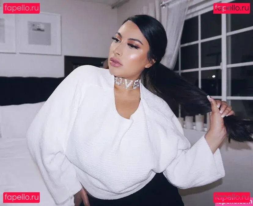 Wendy Alcala Onlyfans Photo Gallery 