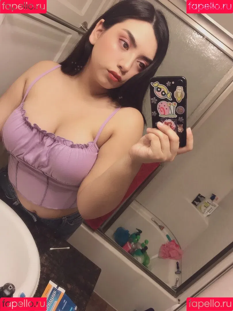April Maribel Espinoza Onlyfans Photo Gallery 